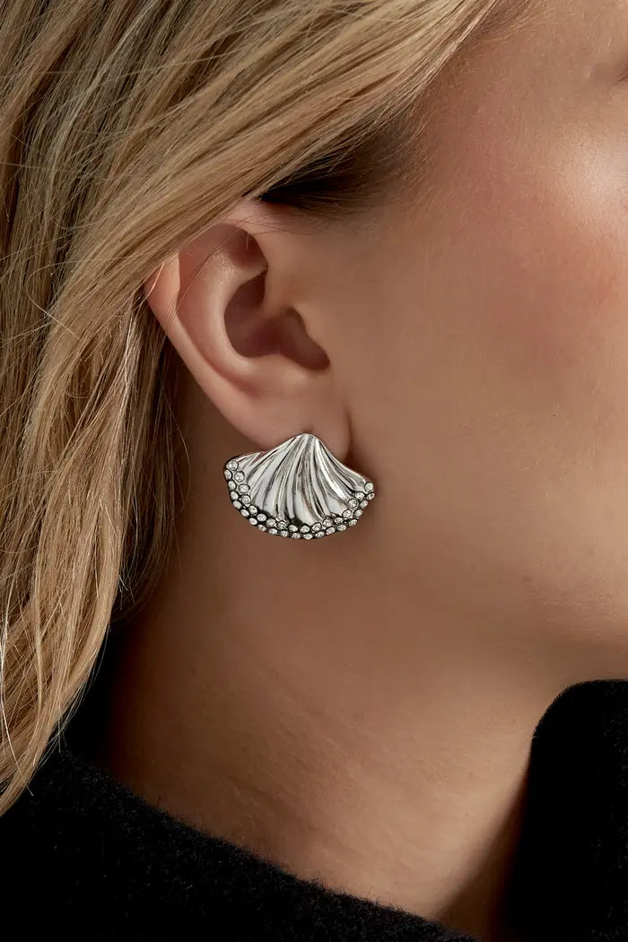 OORBELLEN SHELL