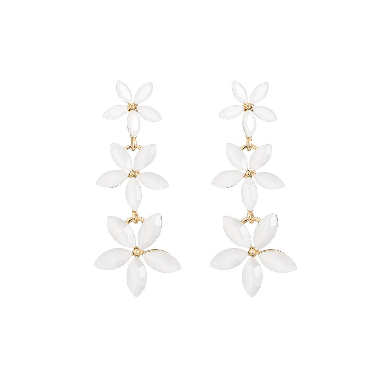 OORBELLEN LANGE WITTE BLOEMEN
