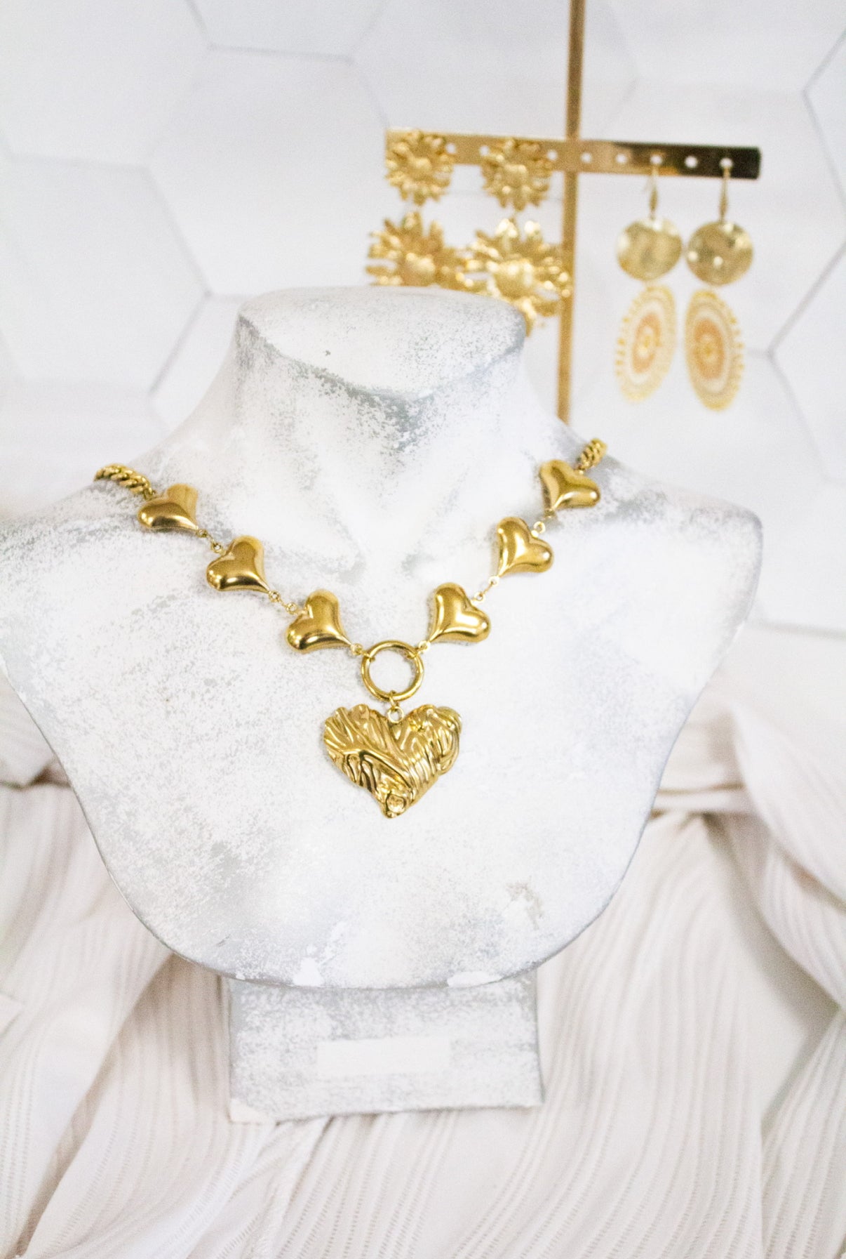 KETTING LOTS OF HEARTS