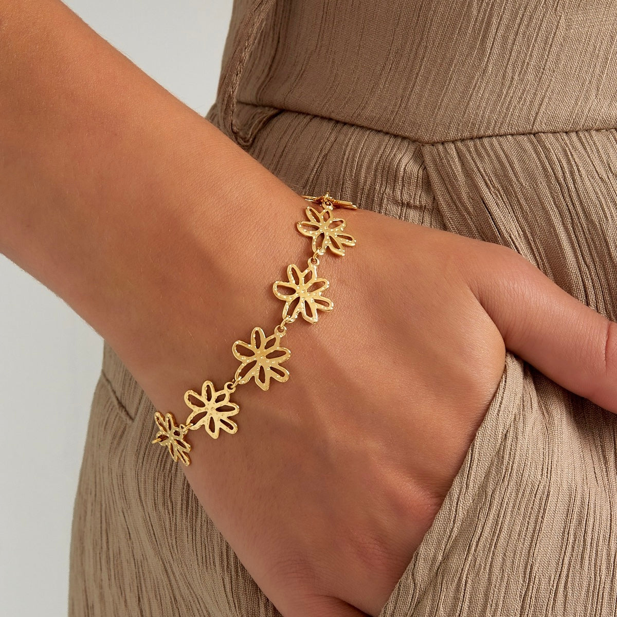 ARMBAND BLOEMEN