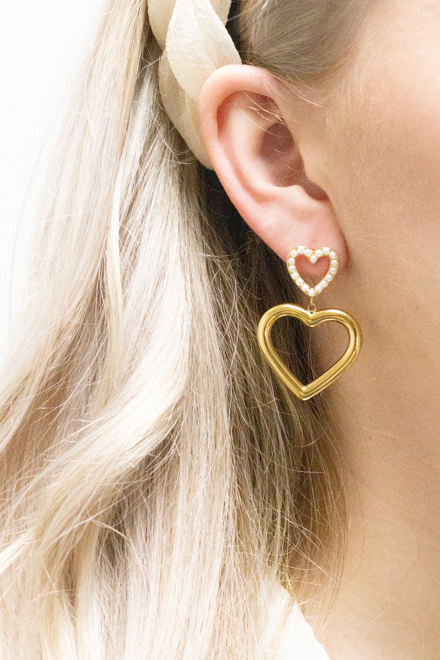 OORBELLEN PEARL HEART