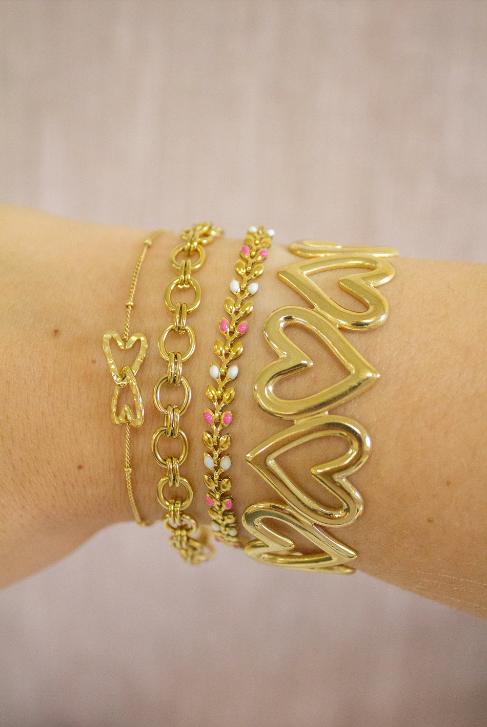 ARMBAND BANGLE HART