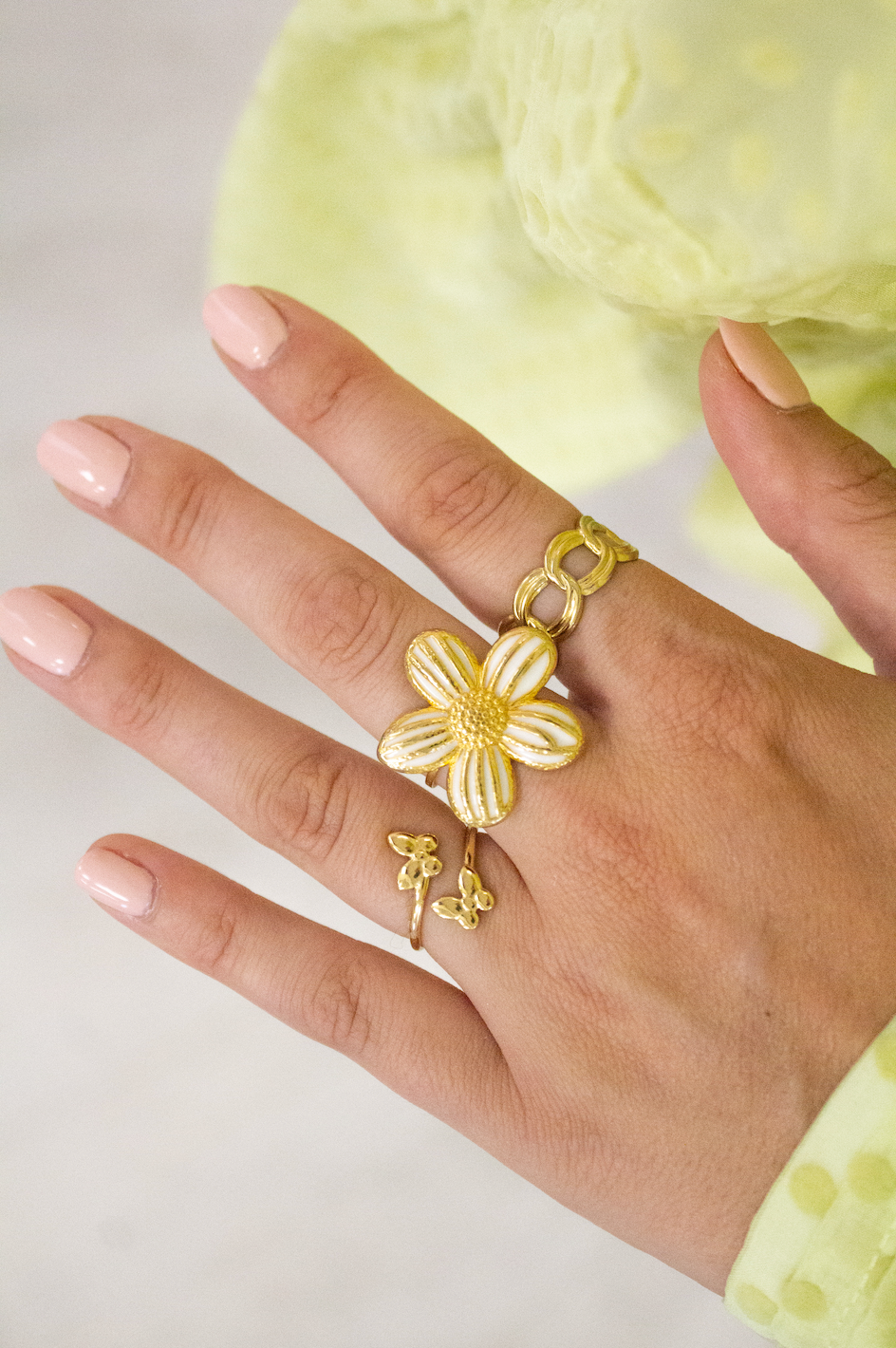 RING GROTE GEKLEURDE BLOEM