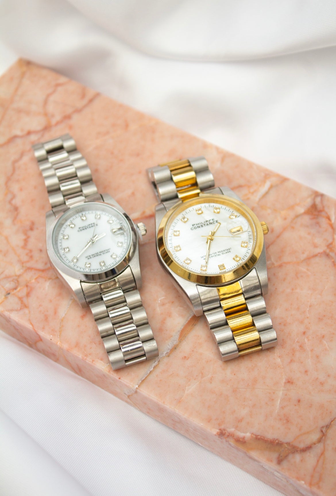 HORLOGE MULTICOLOR