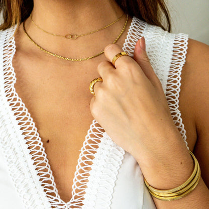 KETTING TOGHETHER